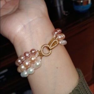 Pearl bracelet